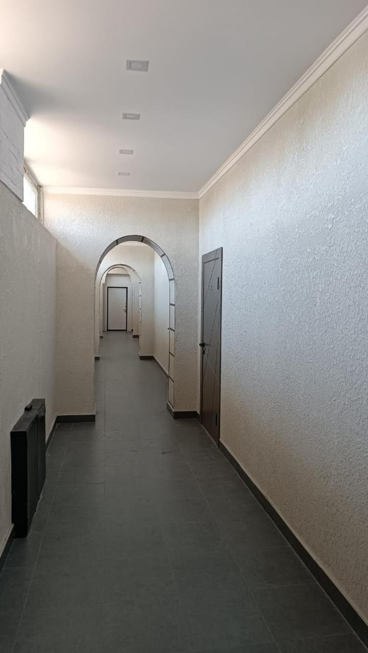 Лазурит בוסטרי מראה חיצוני תמונה